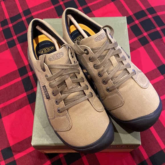 keen austin canvas